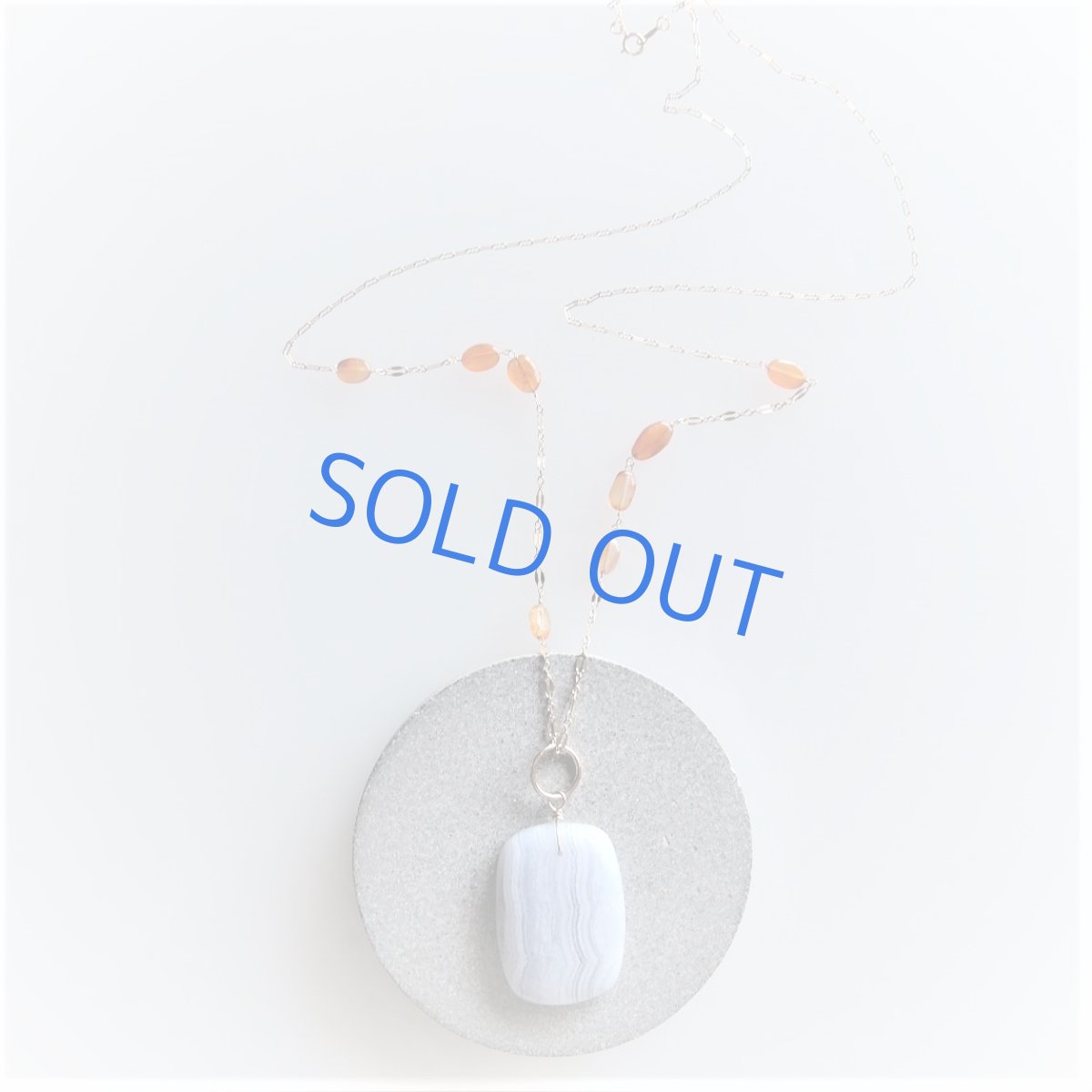 画像3: 【1点もの・C】超大粒ブルーレースアゲート　カーネリアン　14kgfチェーン約76cm (3)