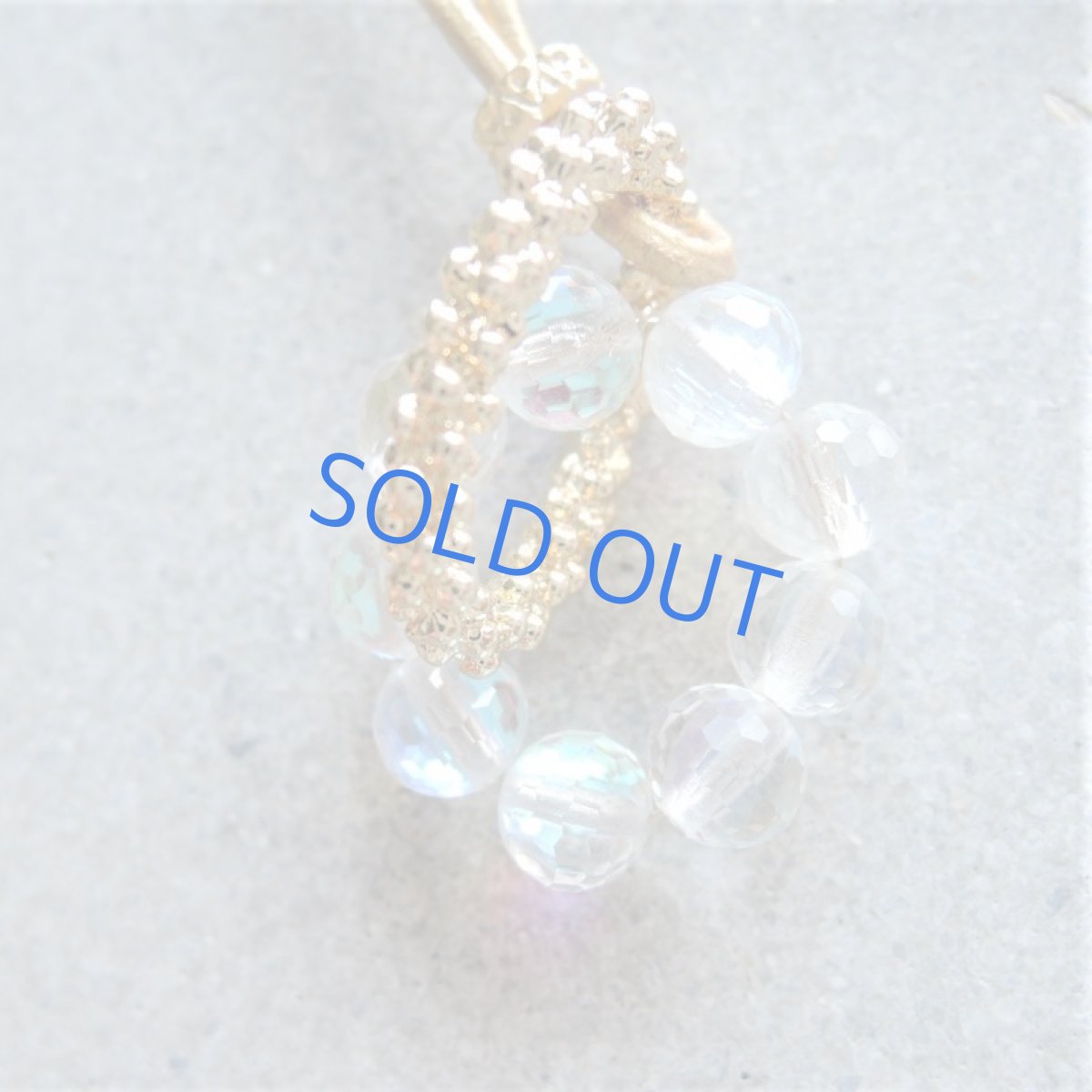 画像2: 【1点もの・アニバーサリー】ミスティッククォーツリング ゴールド革コード80cm (2)