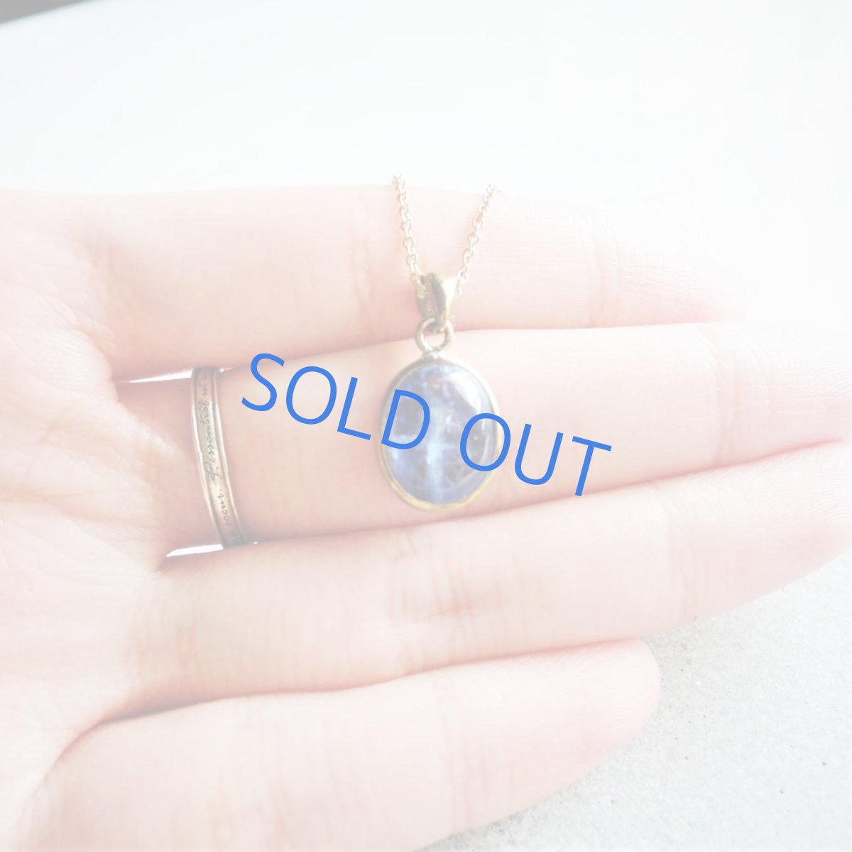 画像2: 【訳ありクラック・残り1】チベット産カイヤナイト　フレーム　サージカルステンレス約40cmネックレス  (2)