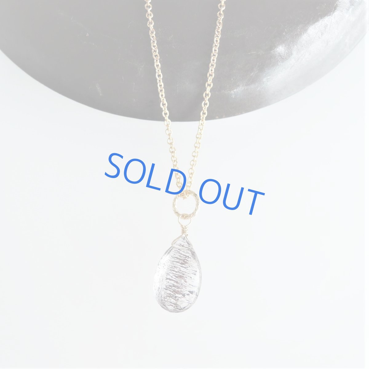 画像3: 【1点もの・ブラックE】AAAエレスチャルクォーツ ペアシェイプ 14kgfチェーンネックレス  (3)