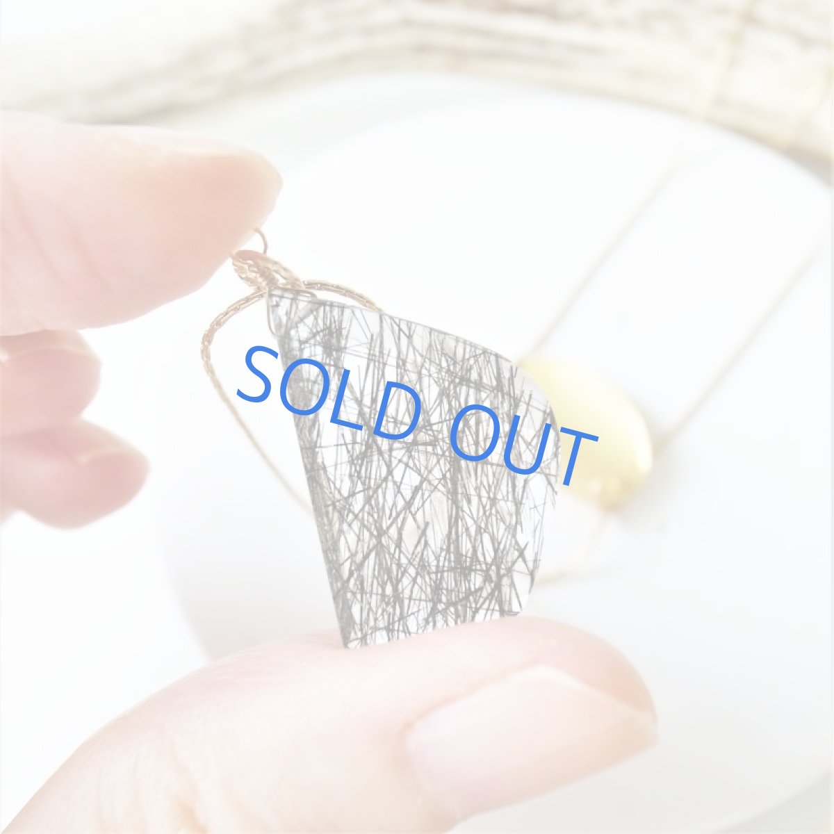 画像10: 【お届け粒B】ブラックトルマリンインクォーツ　フリーフォーム　14kgf50cmストリングスネックレス (10)