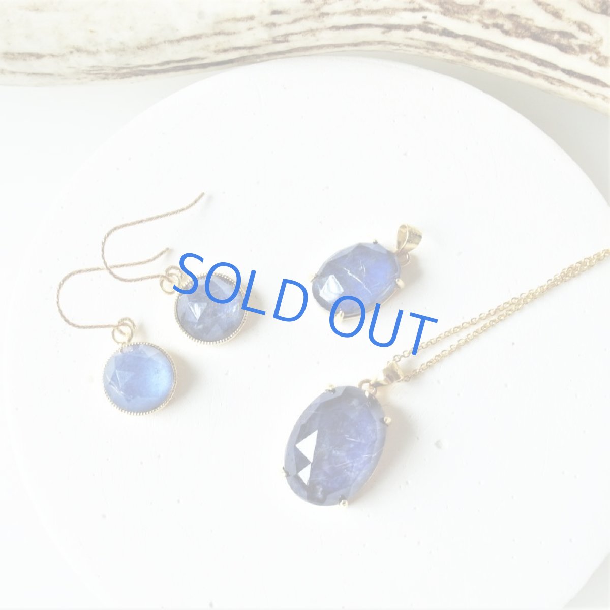 画像7: 【1点もの・LA】閃光タイチンルチル　夜空ラピスラズリ　カボション　約50cm　14kgfネックレス (7)