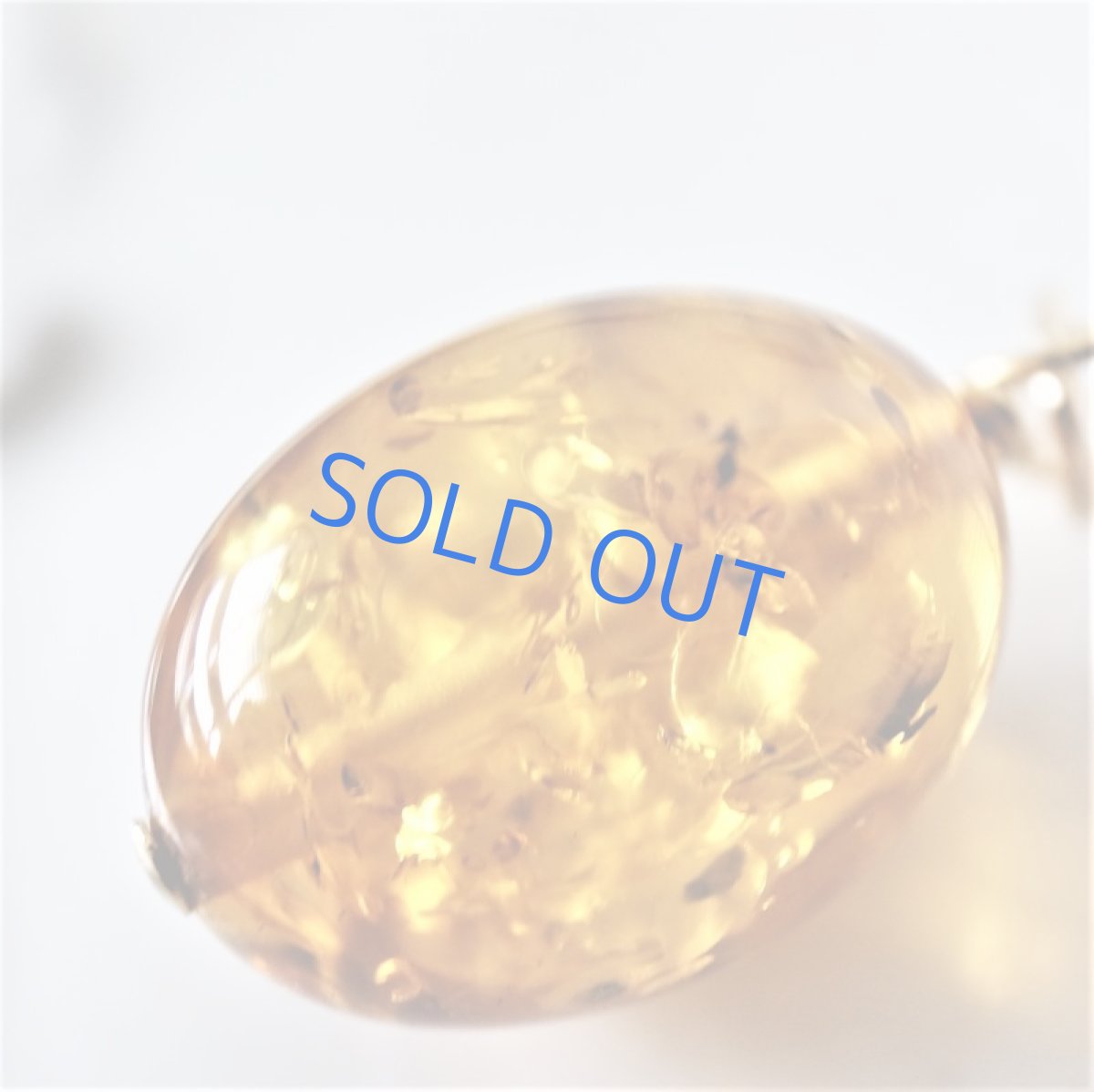 画像5: 残り1　大粒　バルティックアンバー(琥珀）オーバルドロップ　一粒　14kgf50cmネックレス (5)