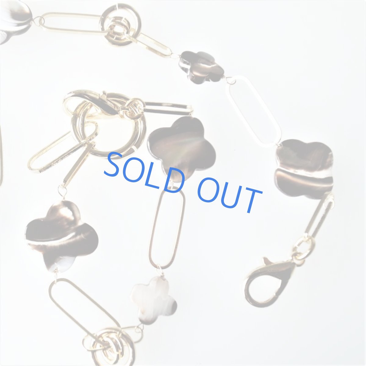 画像2: 半額SALE【残り1】大粒　ブラウンシェル　フラワー　ゴールドチェーンブレスレット (2)