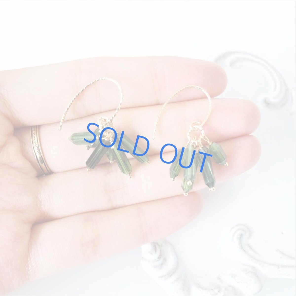 画像5: 【在庫僅少】グリーントルマリン　結晶チューブ　14kgfグリッターフープフックピアス  (5)