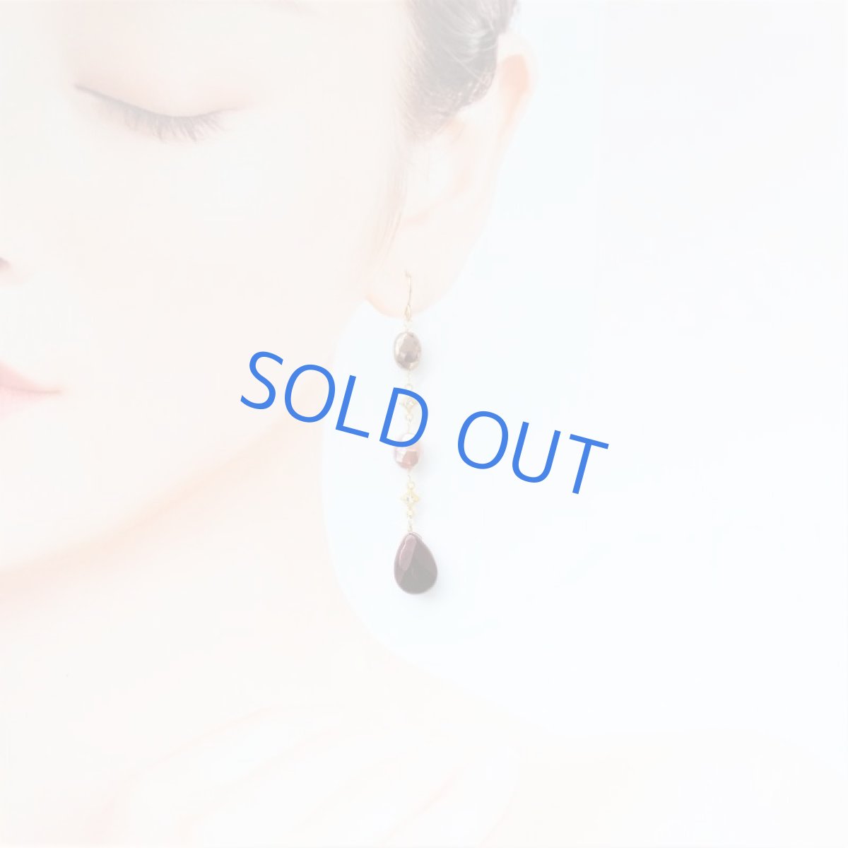 画像5: 【イヤリング変更可・残り1】ベージュムーンストーン　＆　ムーアカイト　14kgfフックピアス  (5)