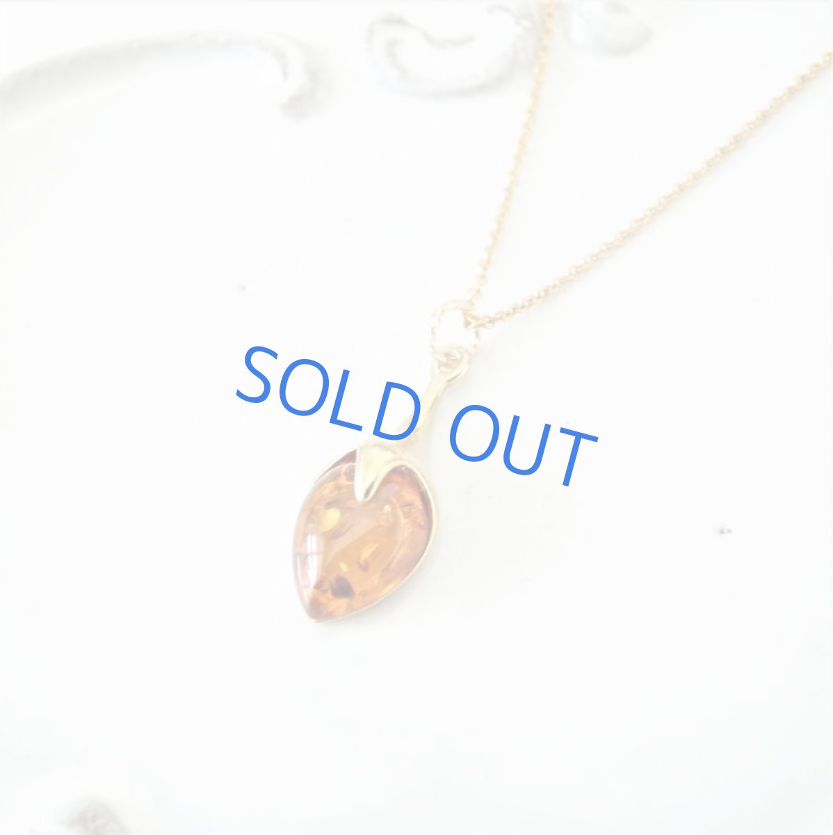 画像6: 【残り1】花のつぼみ　バルティックアンバー（琥珀）　40cm14kgfネックレス (6)