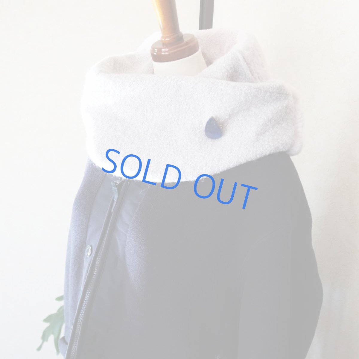 画像6: 【1点もの】夜空のしずく　ラピスラズリ　ドロップ　ブローチ　020 (6)