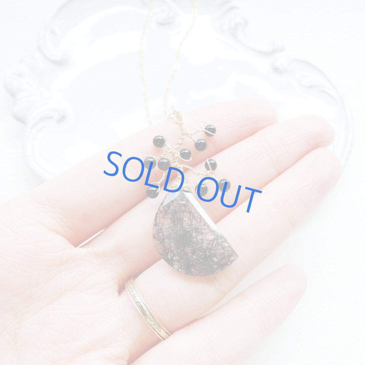 画像2: 【1点もの】ブラックトルマリンクォーツ　デザインチャーム　14KGFミディアムネックレス (2)