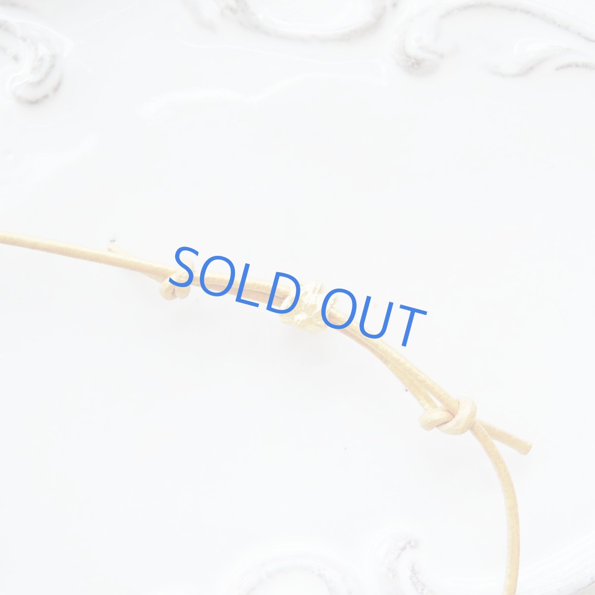 画像6: 【1点もの・B】希少石！超大粒　クァントムクアトロシリカ　ゴールド牛革コードロングネックレス (6)