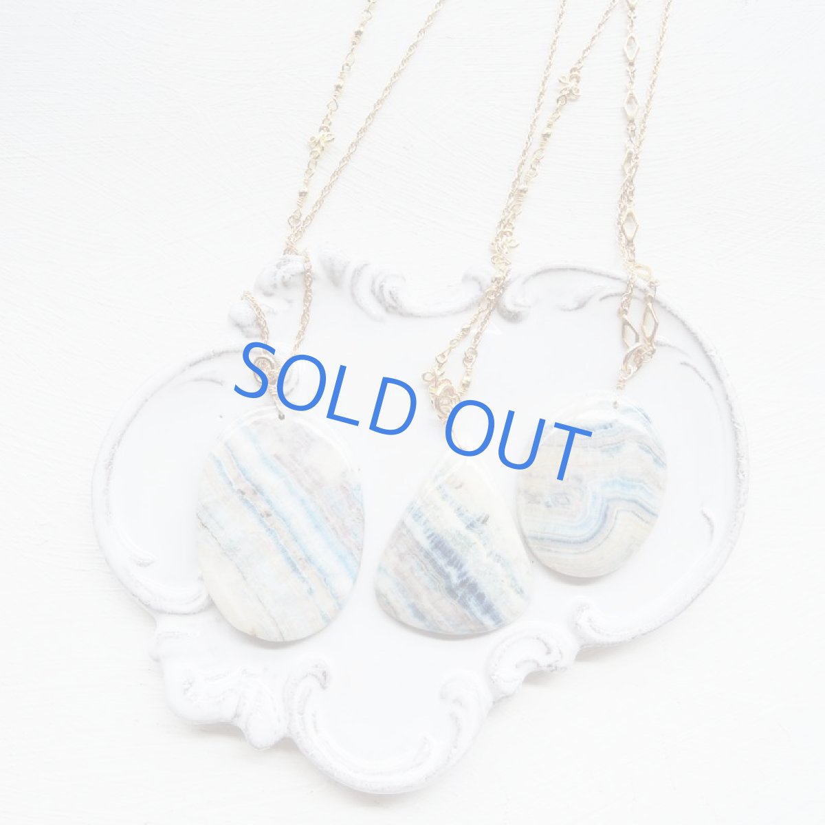 画像6: 【1点もの・C】希少石　超大粒　ブルーシェライト（シーライト）　ゴールドロングネックレス (6)