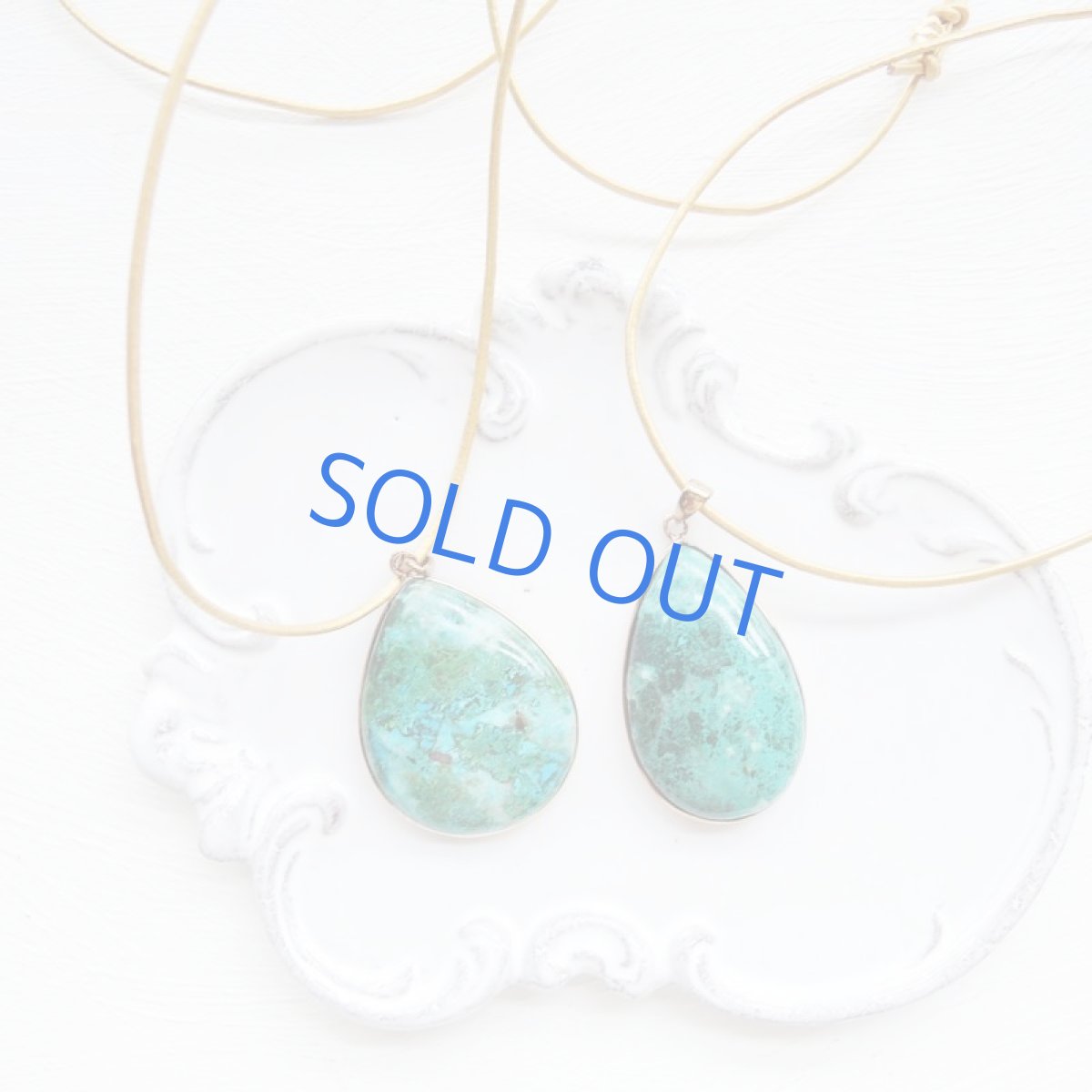 画像7: 【1点もの・A】超大粒 クリソコラ ゴールド牛革コードロングネックレス (7)