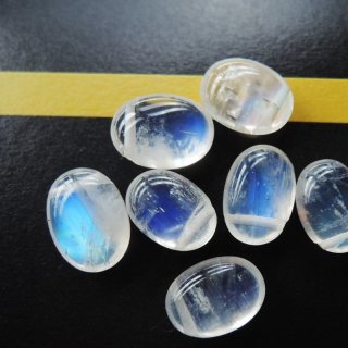 残り1】ホワイトラブラドライト カボション フラワーフレーム 約