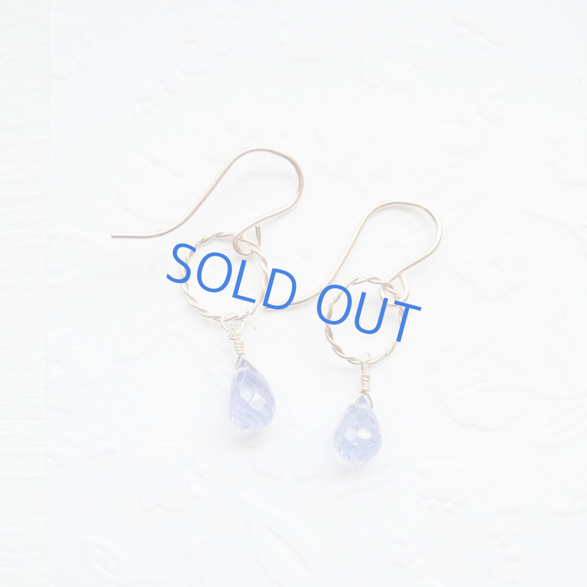 画像3: 【イヤリング変更可・限定数のみ】４Aランク　タンザナイトドロップ　ワイヤーリング　14kgfフックピアス (3)