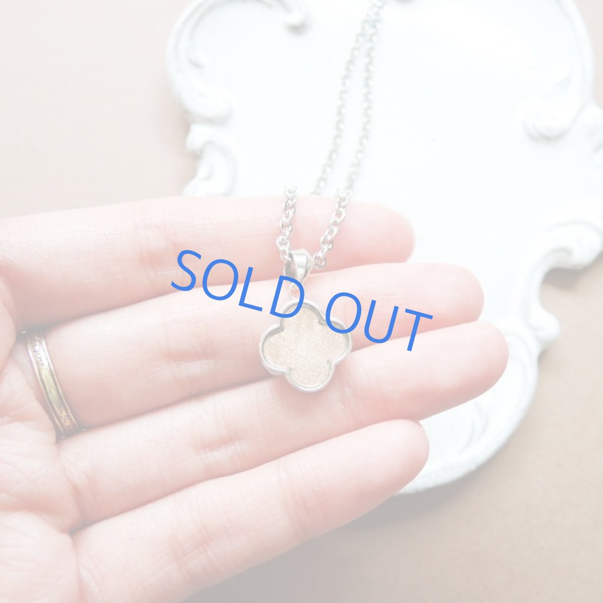 画像4: 聖なる石　四つ葉　ピンクゴールドカラー　ギベオン隕石　サージカルステンレスネックレス45cm (4)