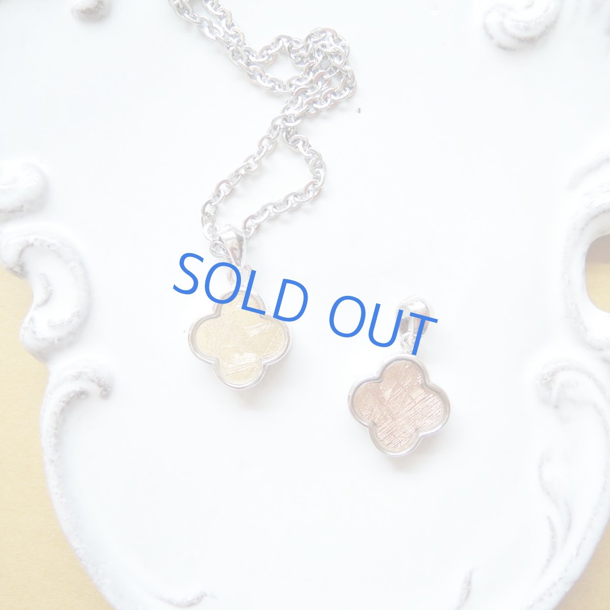 画像7: 聖なる石　四つ葉　ピンクゴールドカラー　ギベオン隕石　サージカルステンレスネックレス45cm (7)