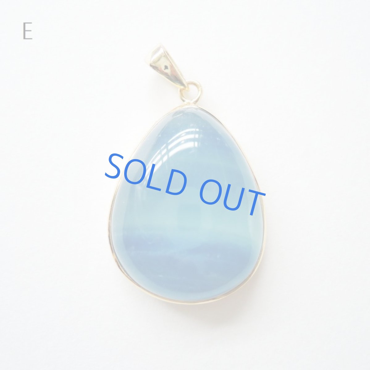 画像13: 【お届け粒D】天然ストライプ　超大粒　カルサイト　フレーム　革コードネックレス約85cm (13)