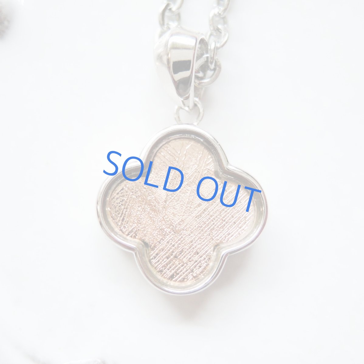 画像3: 聖なる石　四つ葉　ピンクゴールドカラー　ギベオン隕石　サージカルステンレスネックレス45cm (3)