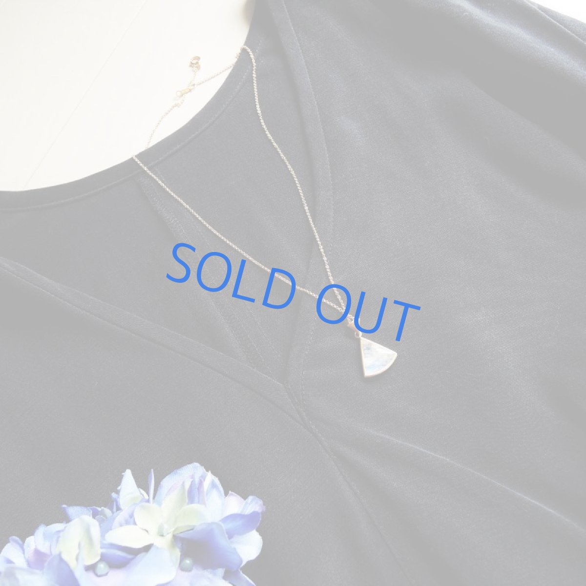 画像11: 【限定各１・残りAのみ】扇形　レインボームーンストーン　マットゴールドフレーム　14kgf40cm (11)