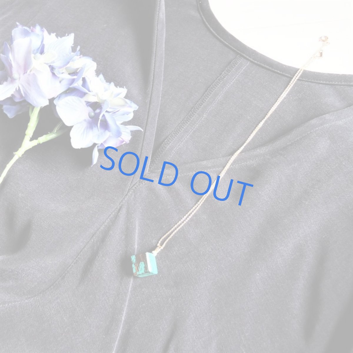 画像6: 半額SALE【1点もの・B】鮮やかなグリーンマーブル！　地球の石　キューブ　クリソコラ　サージカルステンレス50cm (6)