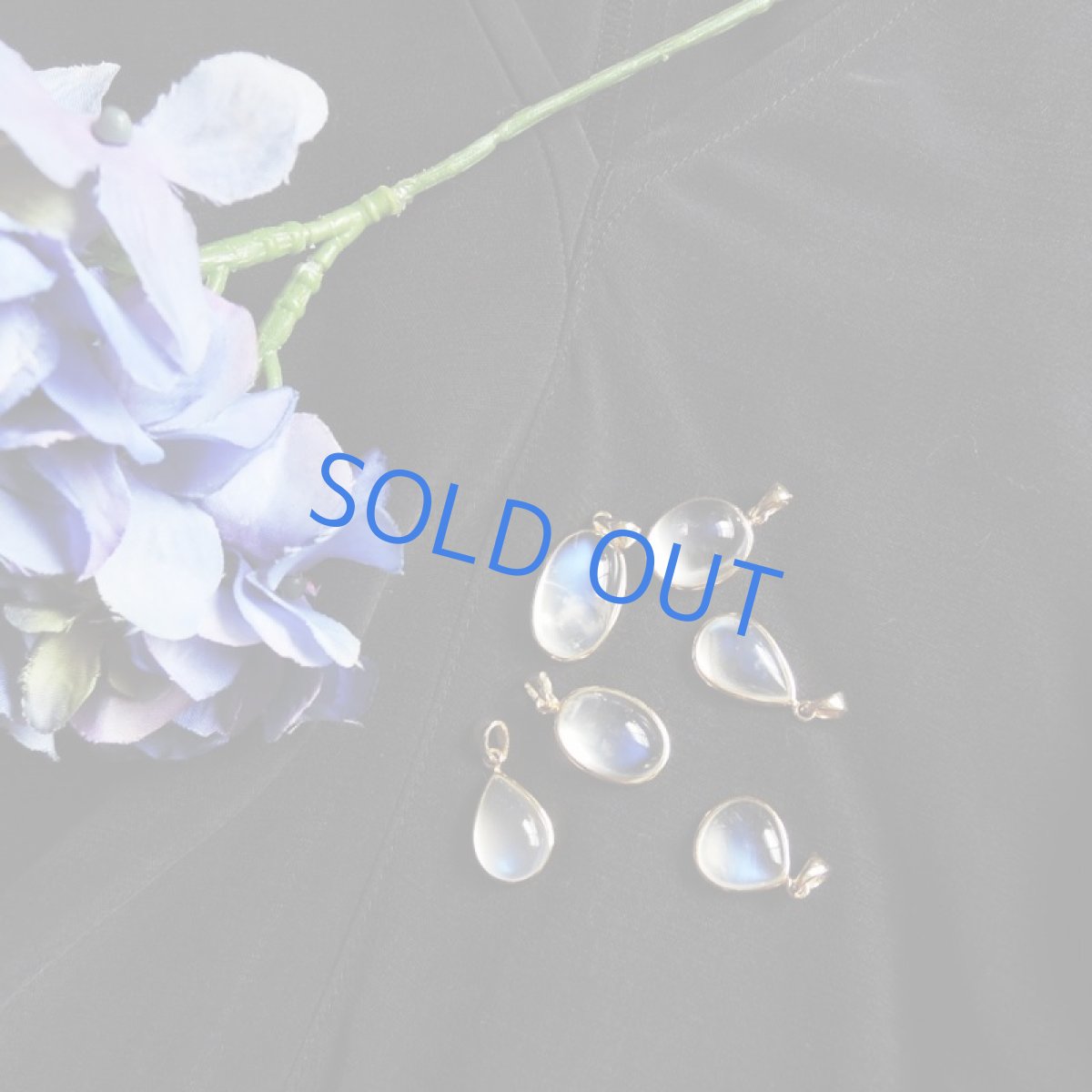 画像8: 【1点もの・ティアB】AAA　ロイヤルブルームーンストーン（ペリステライト）　カボションフレーム　14KGFネックレス40cm (8)