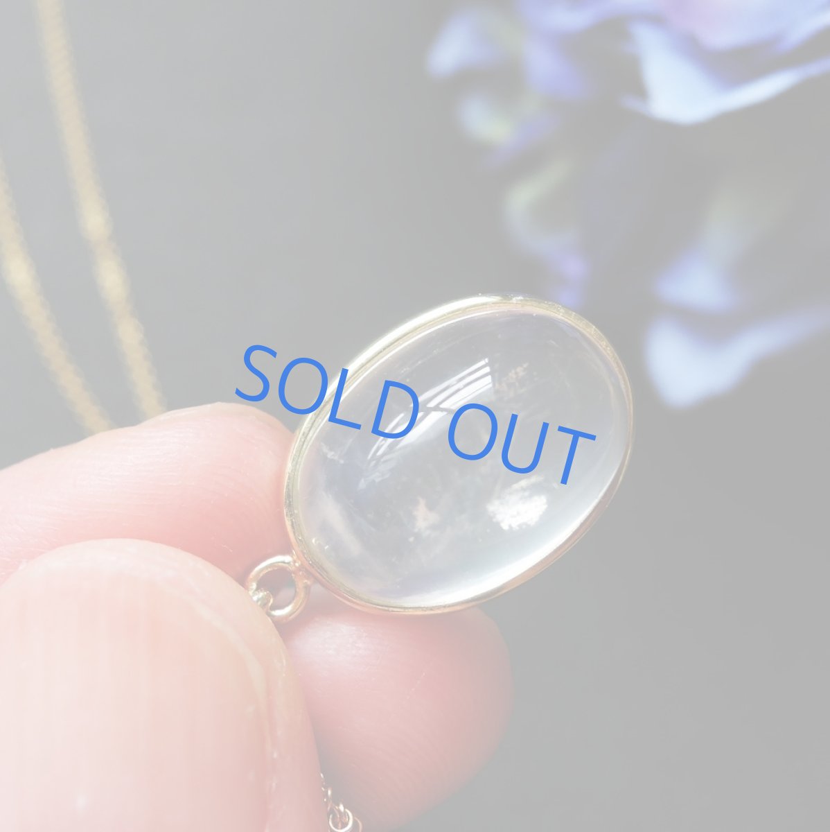 画像4: 【1点もの・オーバルE】AAA　ロイヤルブルームーンストーン（ペリステライト）　カボションフレーム　14KGFネックレス40cm (4)