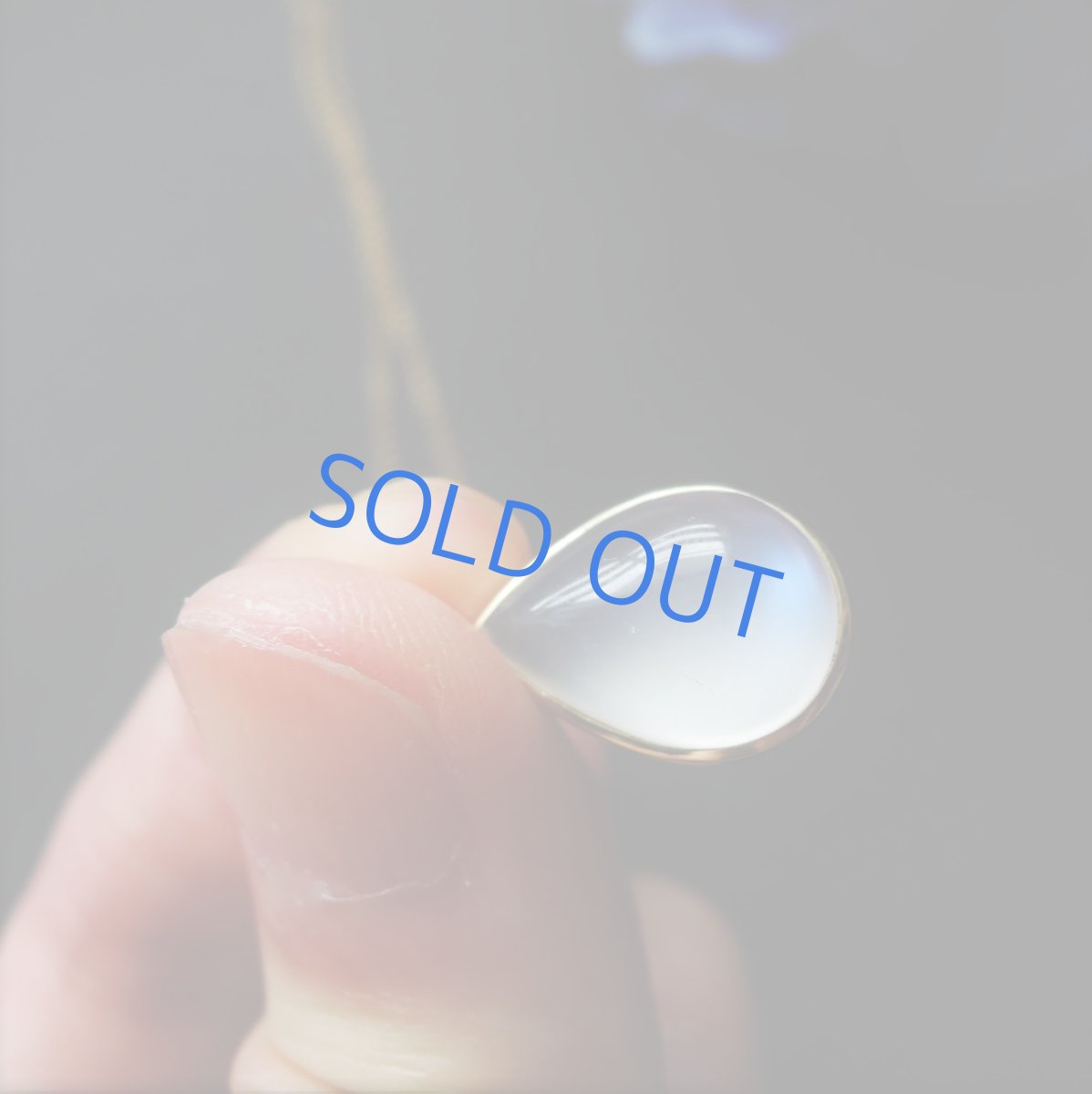 画像3: 【1点もの・ティアC】AAA　ロイヤルブルームーンストーン（ペリステライト）　カボションフレーム　14KGFネックレス40cm (3)