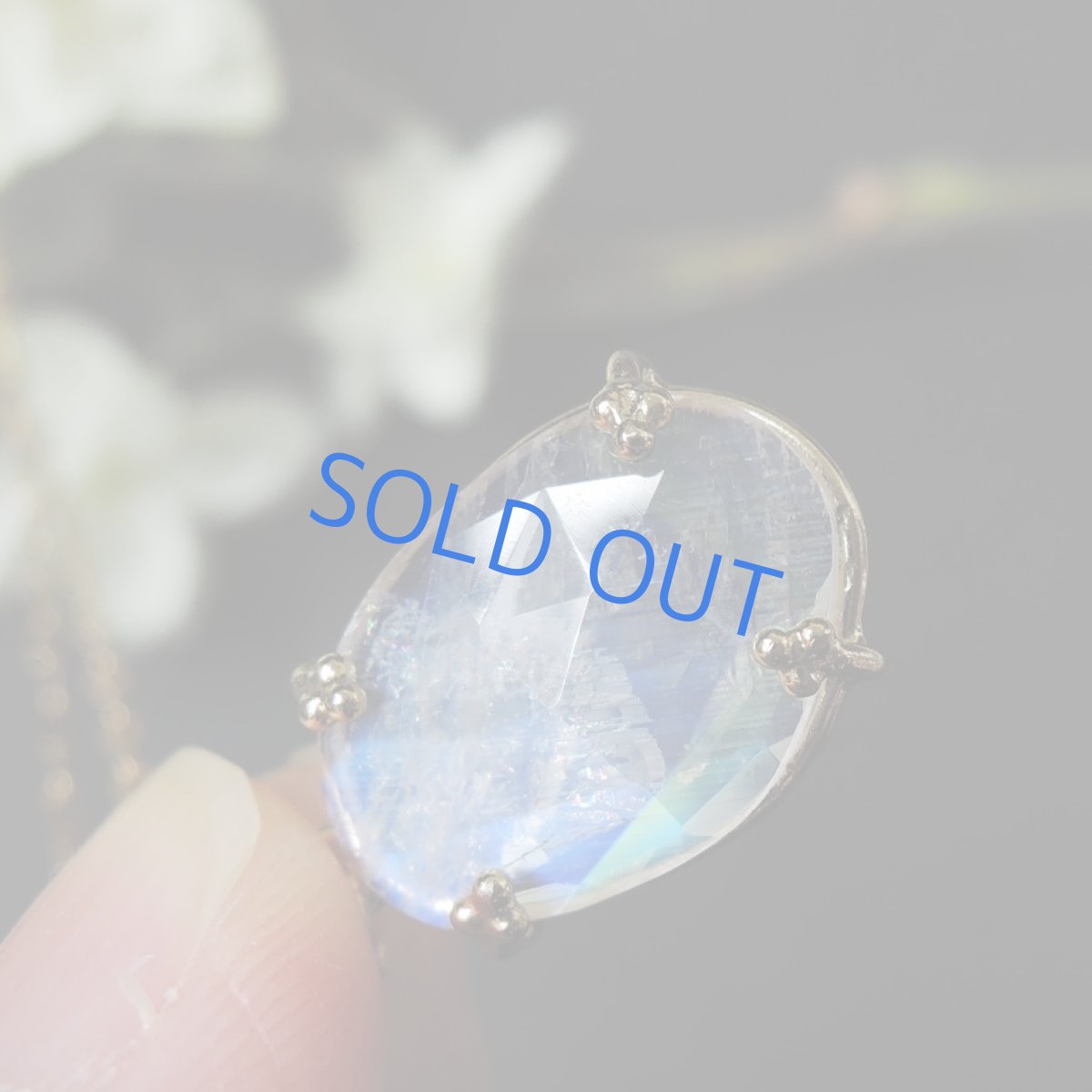 画像4: 【1点もの・オーバルF】飾り爪セット　AAA+　レインボームーンストーン　ルース　14KGFネックレス50センチ (4)