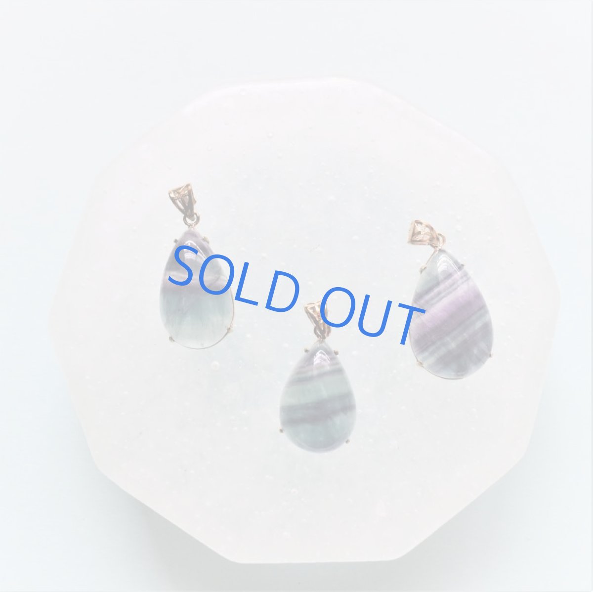 画像7: 【1点もの・フレームA】超大粒　マルチフローライト　ペンダント　革コード約90センチネックレス (7)