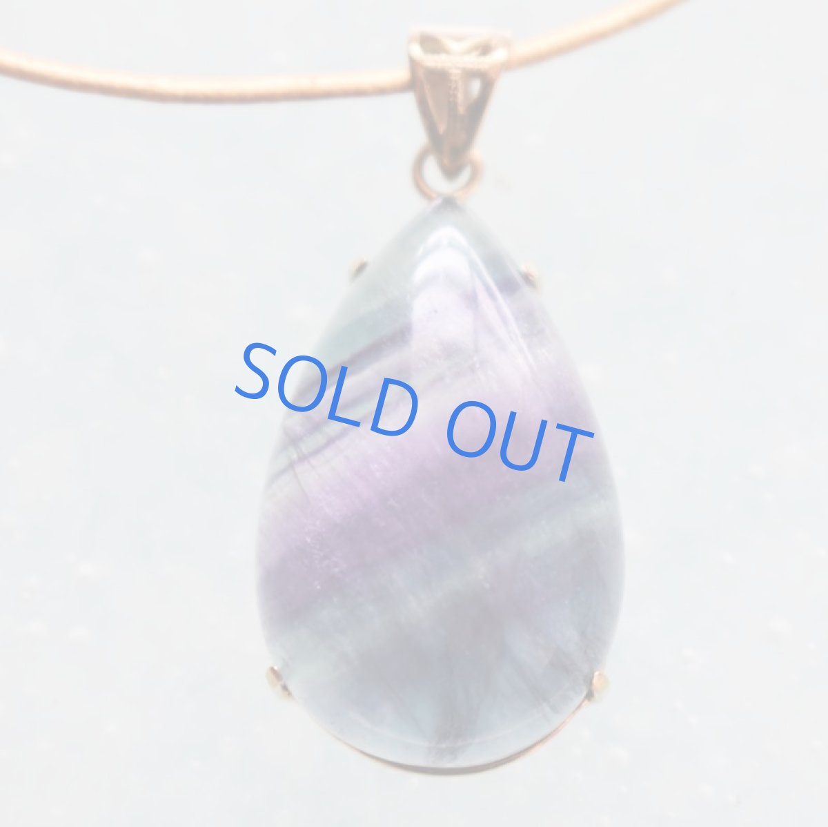 画像2: 【1点もの・フレームC】超大粒　マルチフローライト　ペンダント　革コード約90センチネックレス (2)