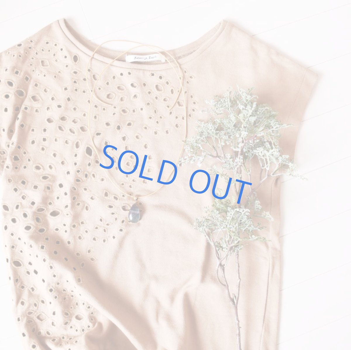 画像6: 【1点もの・フレームA】超大粒　マルチフローライト　ペンダント　革コード約90センチネックレス (6)