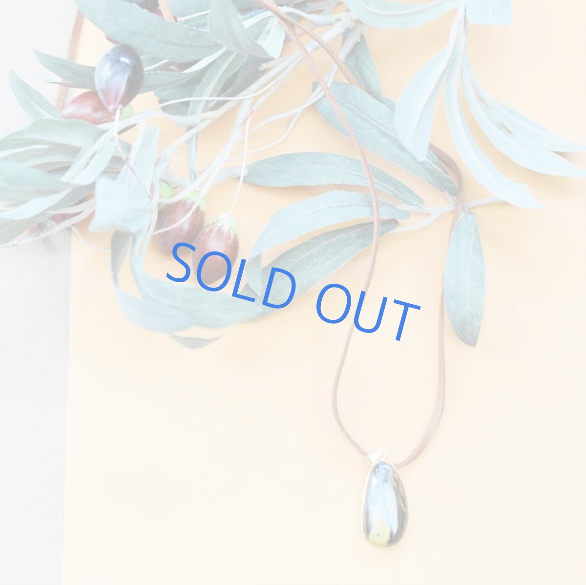 画像6: 半額SALE【1点もの・A】特大サイズ　ボルダーオパール　ペンダント　鹿革コードブラウンロングネックレス　約80cm (6)