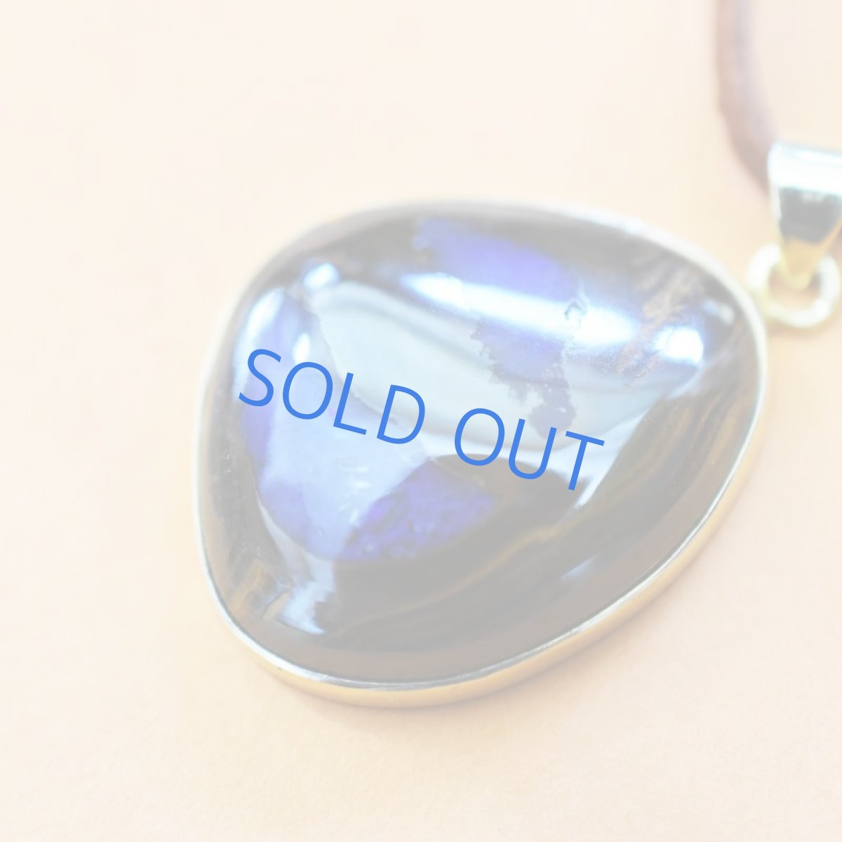 画像4: 半額SALE【1点もの・B】特大サイズ　ボルダーオパール　ペンダント　鹿革コードブラウンロングネックレス　約80cm (4)