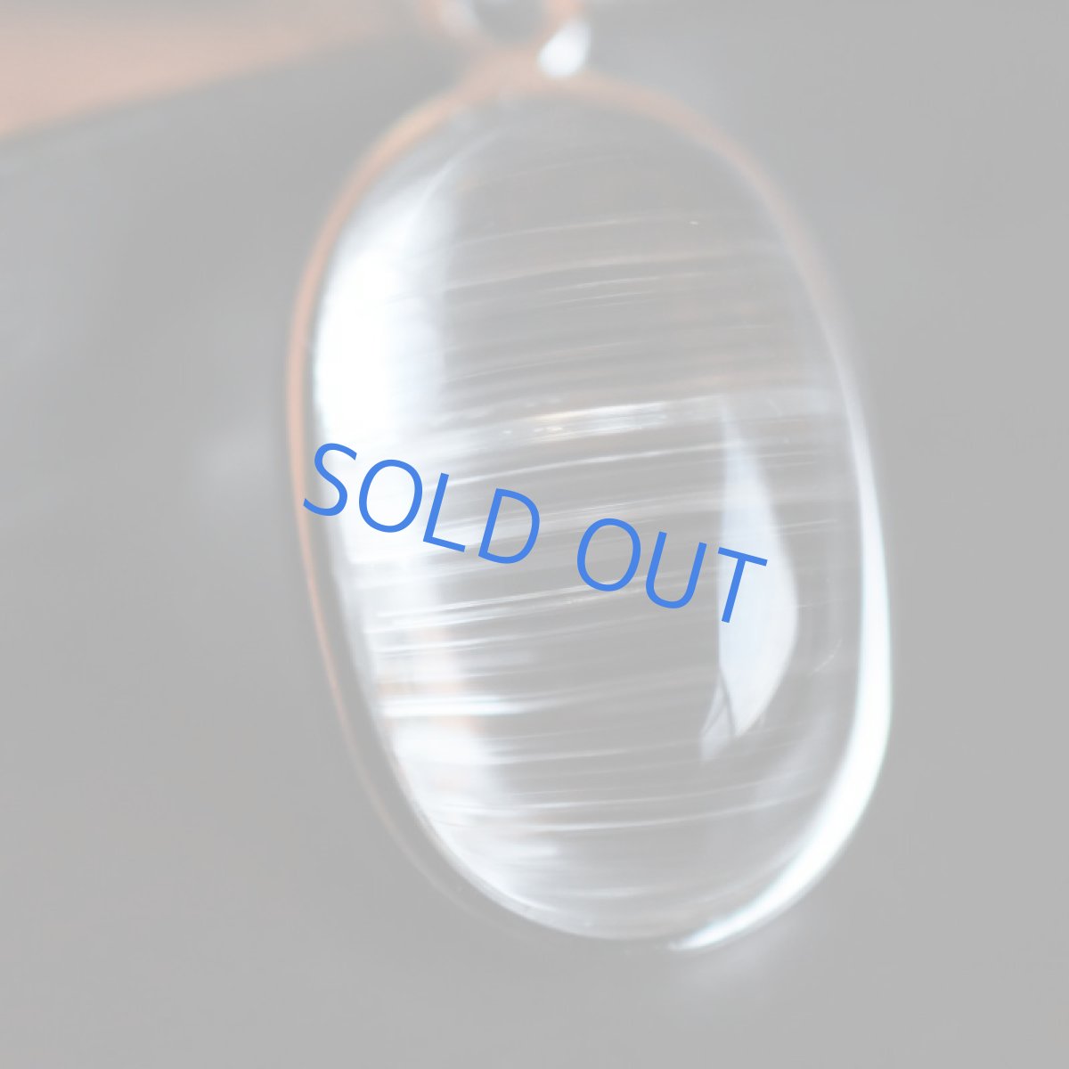 画像2: 【1点もの・D】超希少! マダガスカル産 キャッツアイホワイトトパーズ ペンダント サージカルステンレス約50cmネックレス (2)