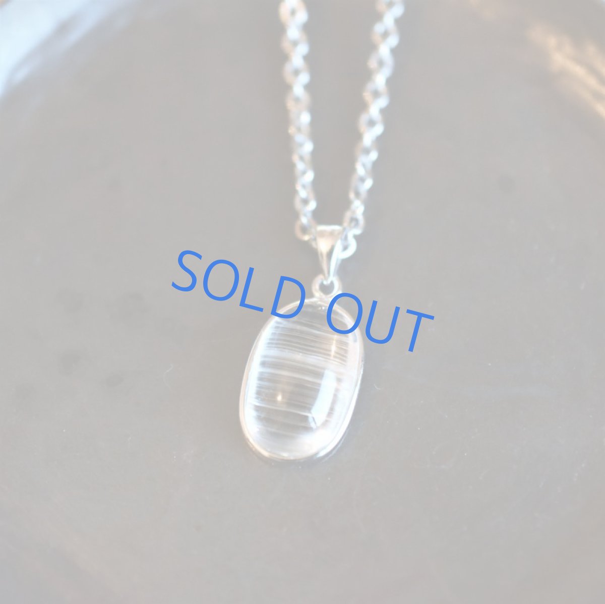 画像6: 【1点もの・D】超希少! マダガスカル産 キャッツアイホワイトトパーズ ペンダント サージカルステンレス約50cmネックレス (6)