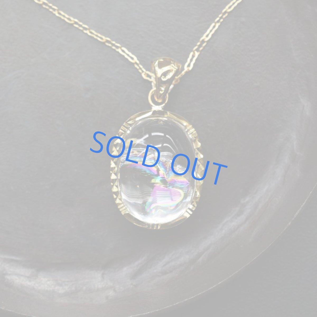 画像4: 【1点もの・オーバルB】幸運を呼ぶ虹色 アイリスクォーツ カボション フレーム 14kgf約50cmチェーンネックレス (4)