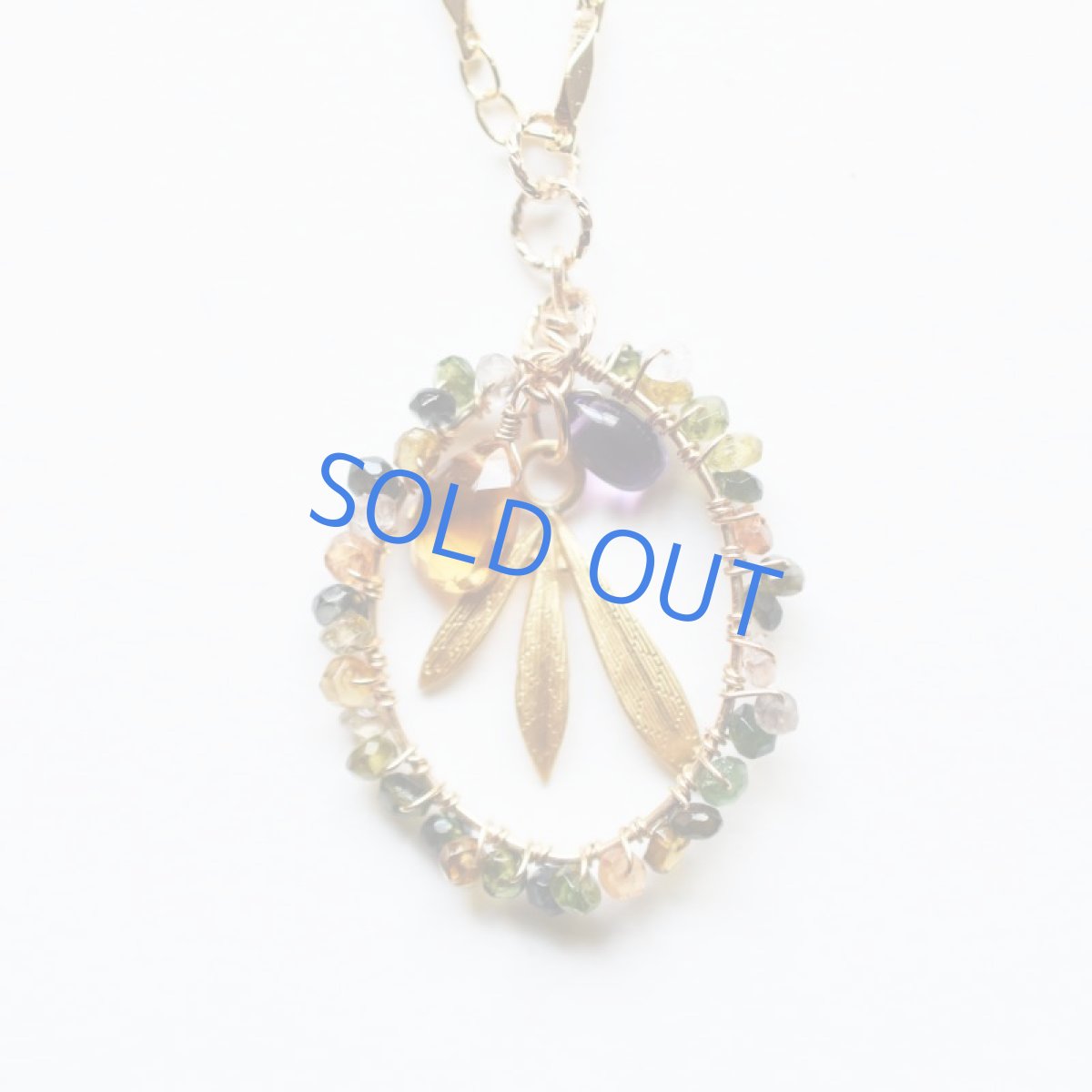 画像5: 【1点もの】グリーントルマリンワイヤー リーフチャーム ゴールドメッキチェーンネックレス約64+5cm (5)