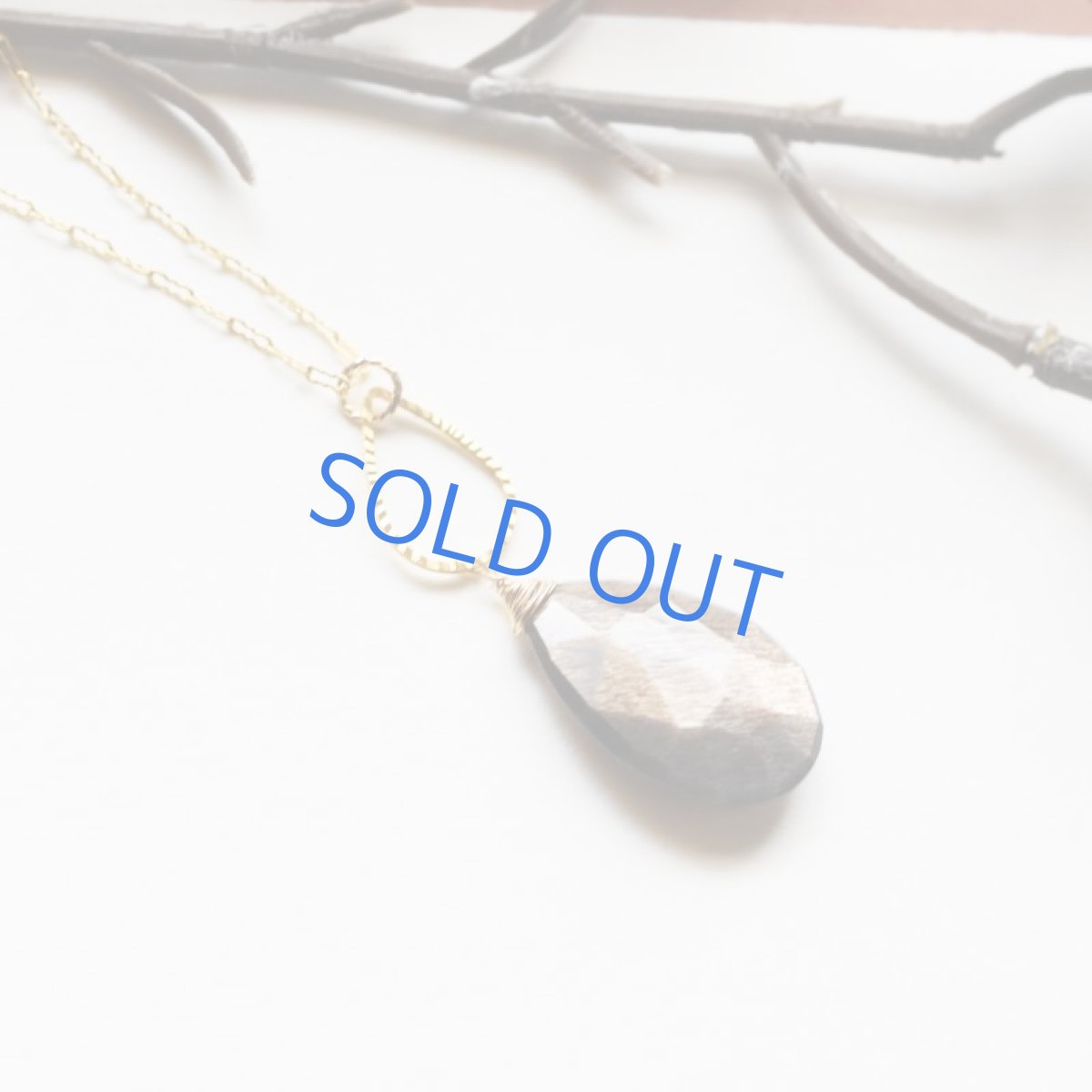 画像5: 【1点もの】ゴールデンシャインブラックムーンストーン　14KGFチェーンネックレス約50cm (5)