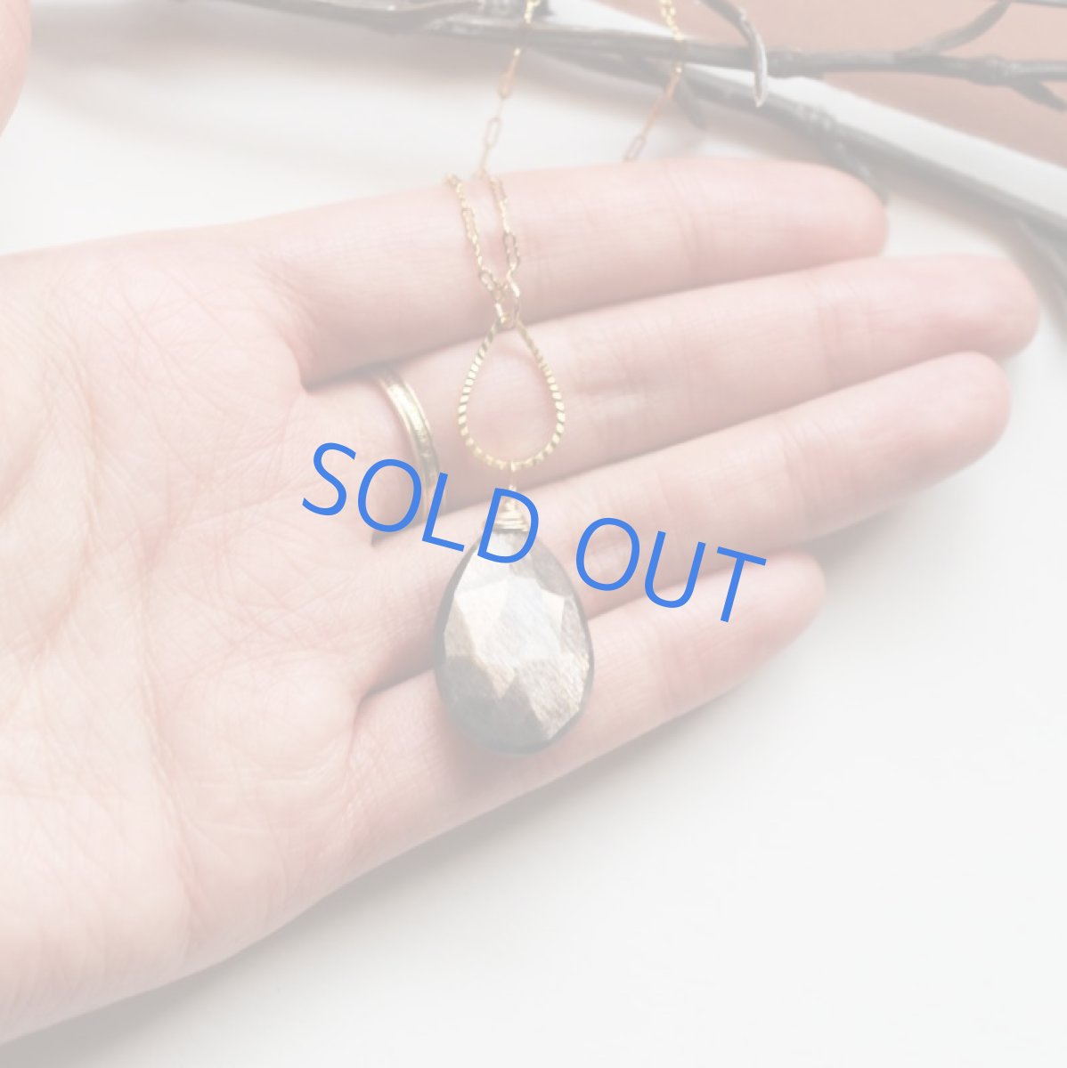 画像8: 【1点もの】ゴールデンシャインブラックムーンストーン　14KGFチェーンネックレス約50cm (8)