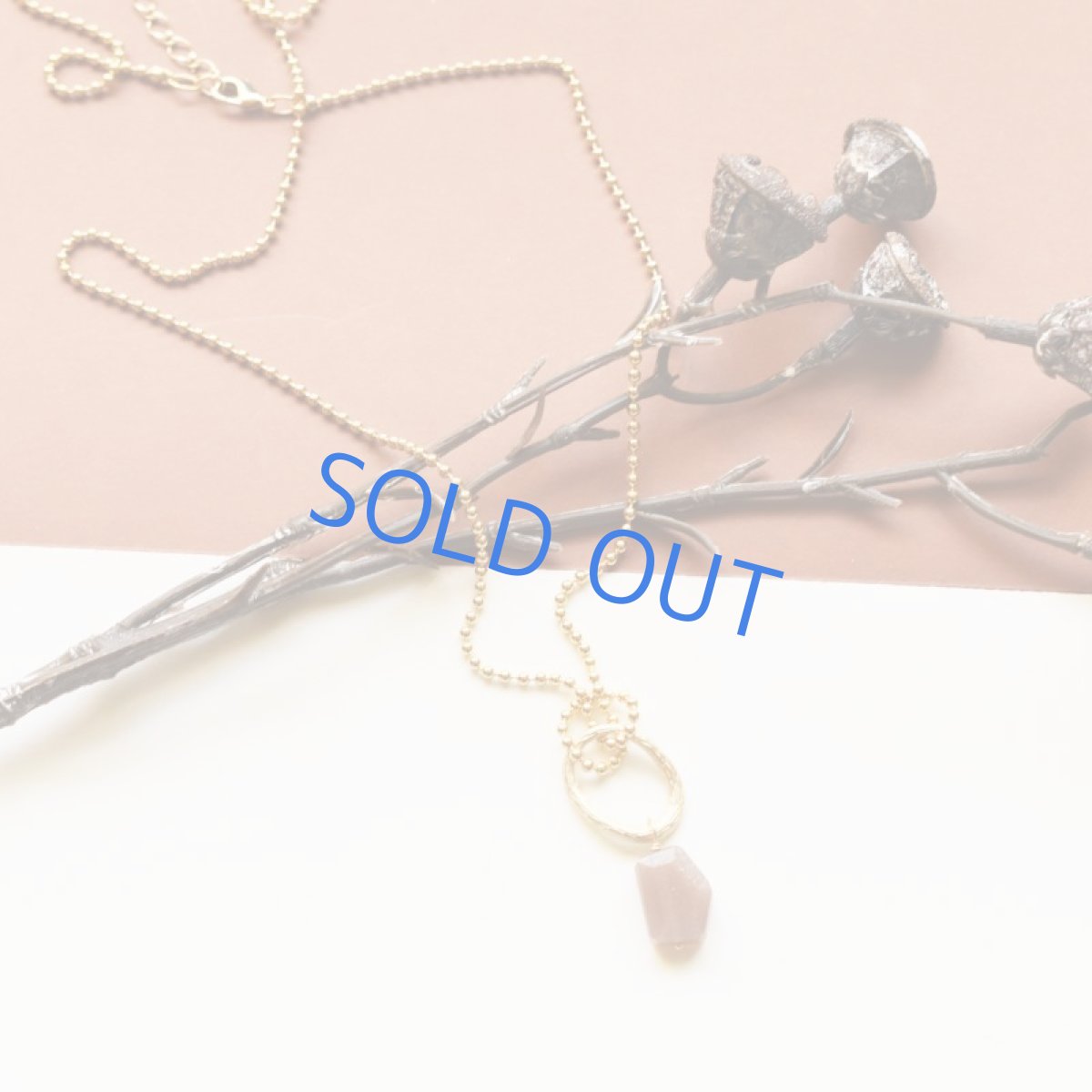 画像4: 【1点もの】オレンジムーンストーンタンブル ゴールドボールチェーン約72+5cm (4)