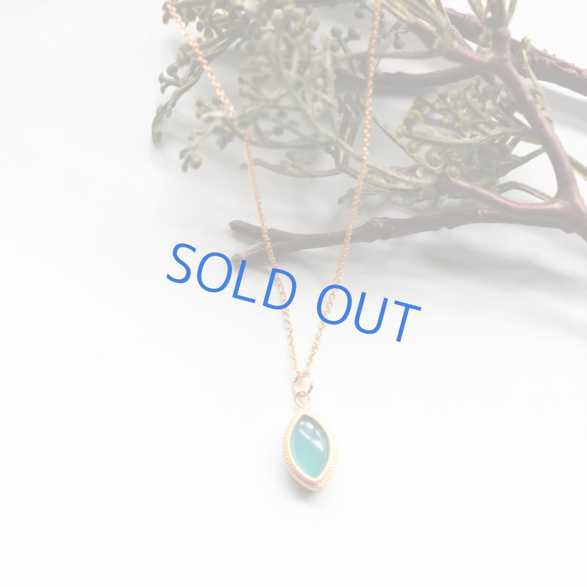 画像4:  【残り1】ネオンブルーアマゾナイト マーキス フレーム 14KGF40cmネックレス (4)