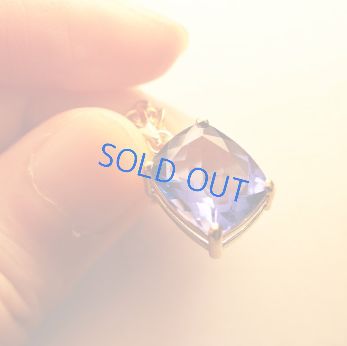 画像3: お取り置き中【1点もの・レクタングルA】超希少 宝石質 カラーチェンジブルーフローライト サージカルゴールドネックレス50cm  (3)