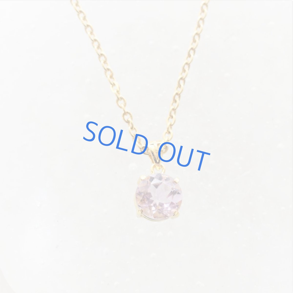 画像2: 【1点もの・ラウンドD】超希少 宝石質 ピンクフローライト サージカルゴールドネックレス50cm  (2)