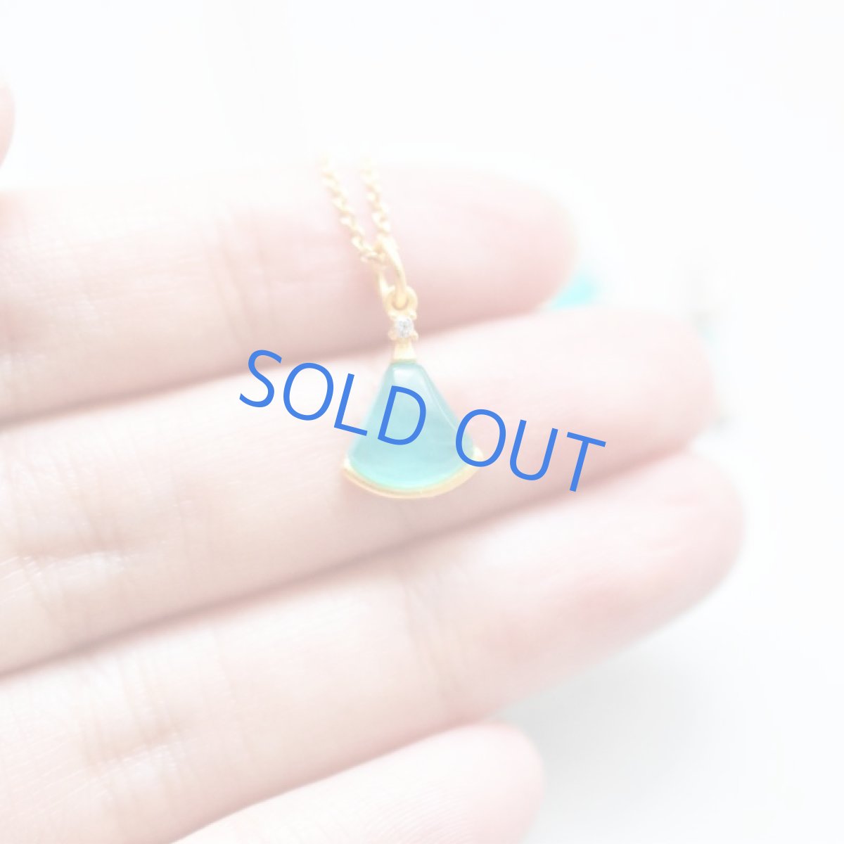 画像4:  【残り2】ネオンブルーアマゾナイト 扇形 ジルコニア付 14KGF40cmネックレス (4)