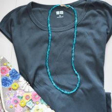 画像6: 【限定数のみ】ネオンブルーアマゾナイト　タンブル　ロングネックレス約75cm (6)