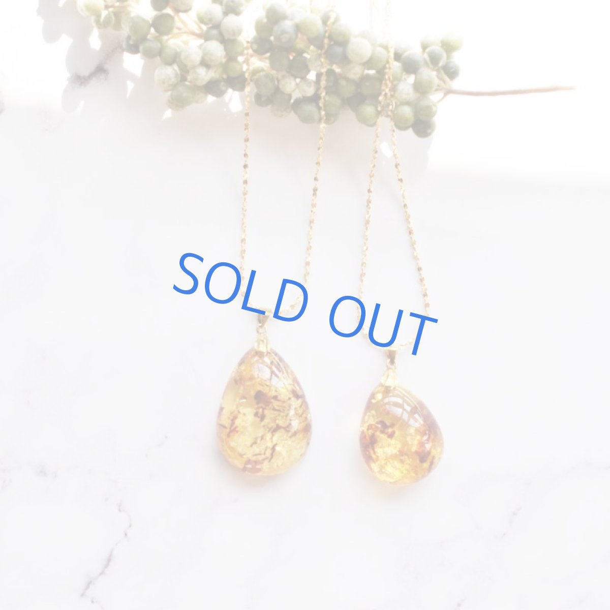 画像10: 【1点もの・A】大粒L クラックアンバー ペンダント 約60cm サージカルネックレス (10)