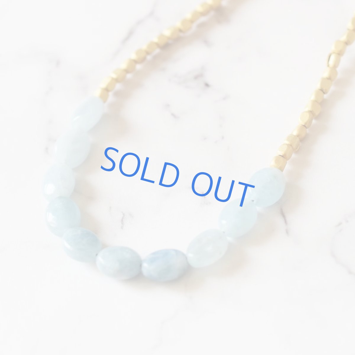 画像3: 半額SALE【限定1】アクアマリン マットゴールドビーズ ミディアムネックレス (3)