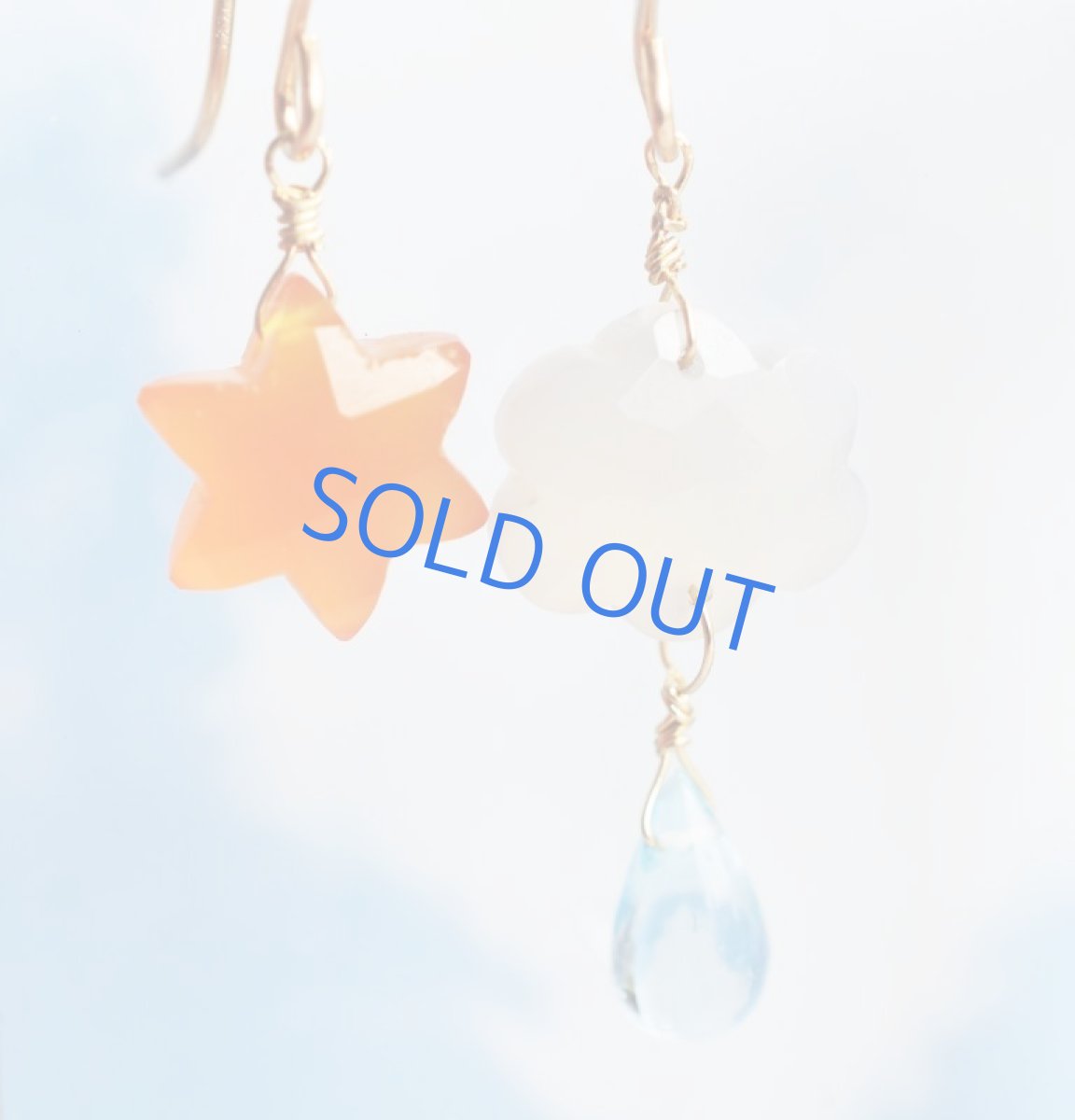 画像2: 【完売】晴れの日と雨の日の お天気 14KGFフックピアス(カーネリアン・トパーズ・グレーオニキス)  (2)