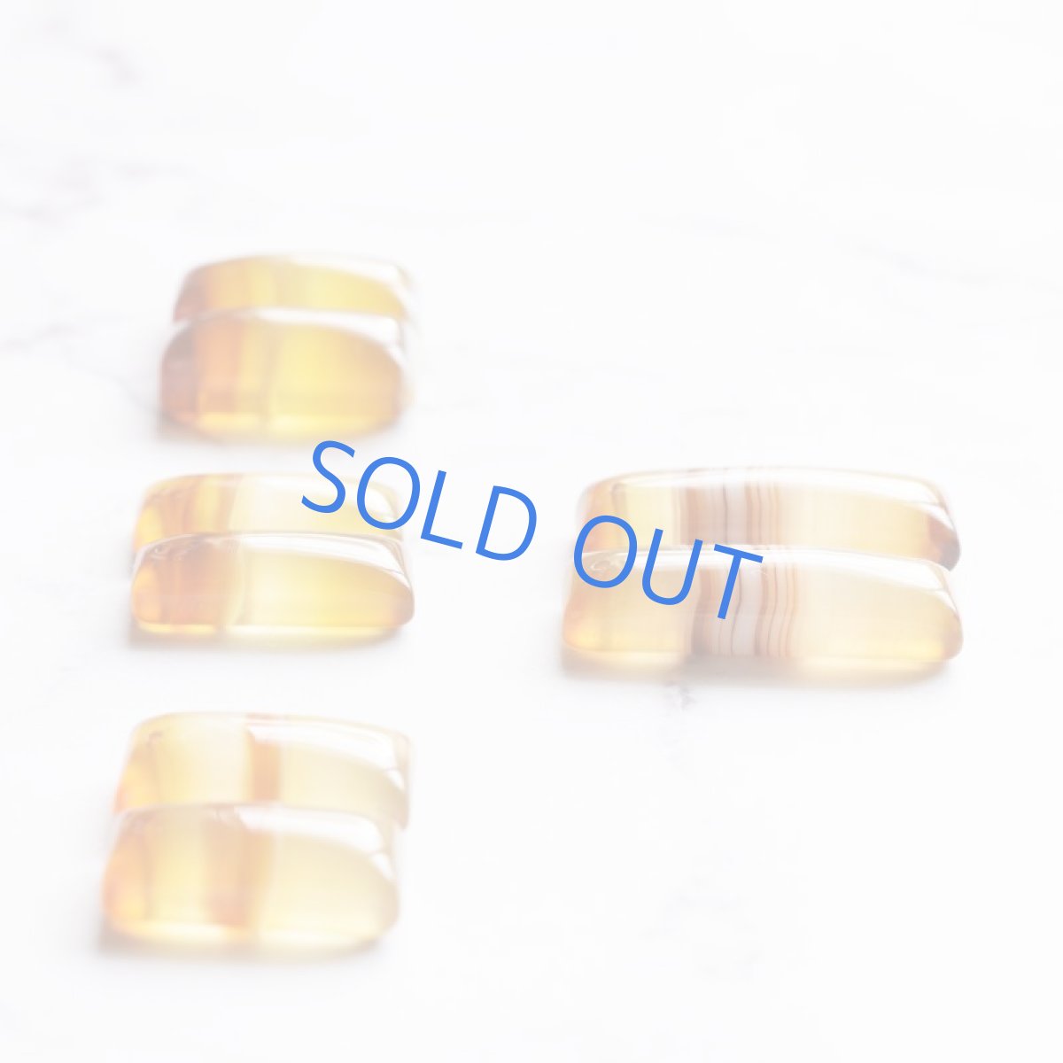 画像4: 【残りEのみ】キャラメル バンデッドアゲート(縞瑪瑙) サージカルステンレスピアスフック  (4)