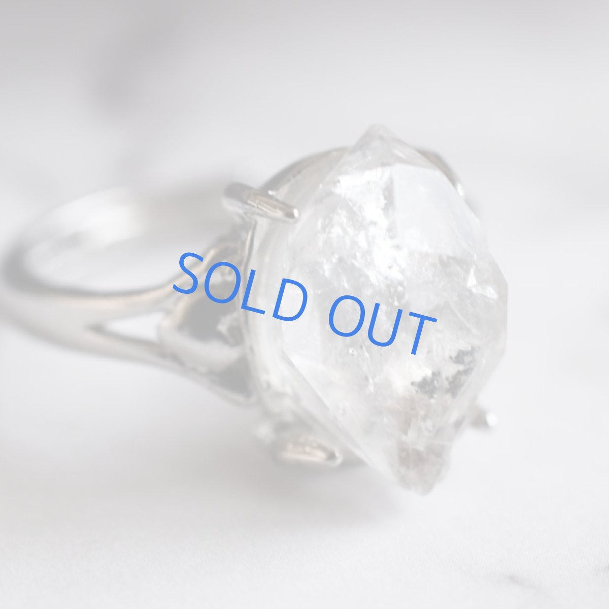 画像2: 【1点もの・B】フリーサイズ 大粒 ニューヨークハーキマーダイヤモンドクォーツ 結晶 Silver925リング(指輪)  (2)